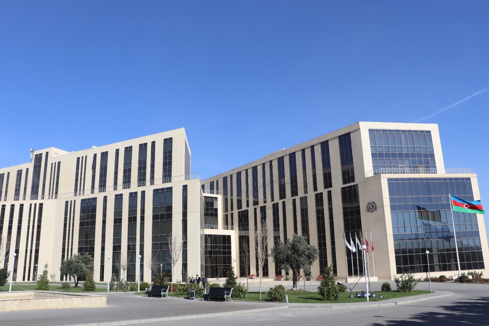 московские университеты вакансии. ниу вшэ (гу-вшэ) '25. комбинат питания мгу. мгу имени ломоносова медицинский факультет. преподаватели мгу.