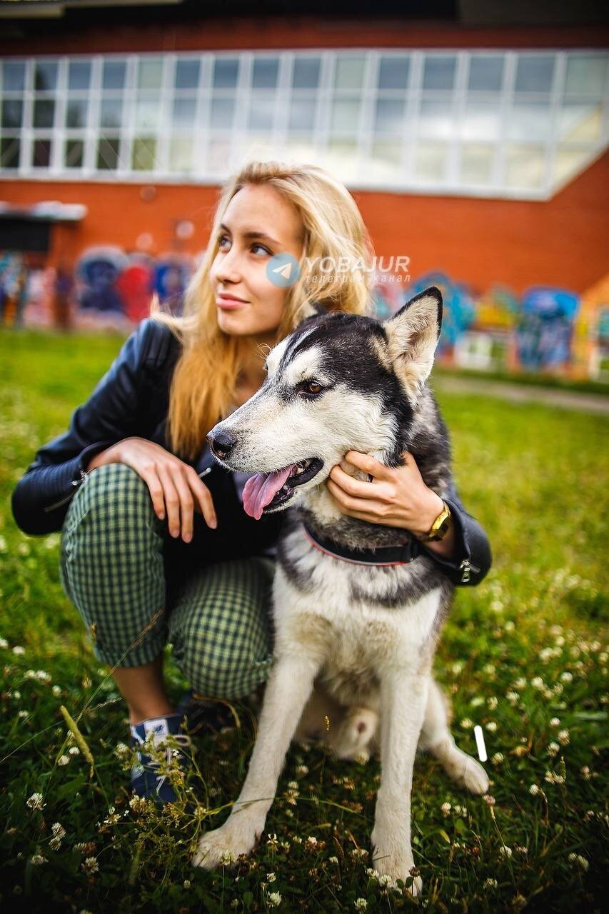 «Мы её попросили»: мать Тимати Симона Юнусова высказалась о непристойном поведении Вали Ивановой. ТОП фото скромной Вали Ивановой, которая вынуждена оголяться, чтобы выжить