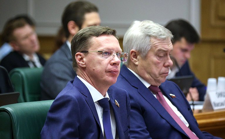 Виталий Назаренко