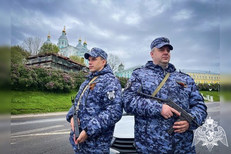 Смоленские росгвардейцы приняли участие во всероссийской акции «Георгиевская лента»