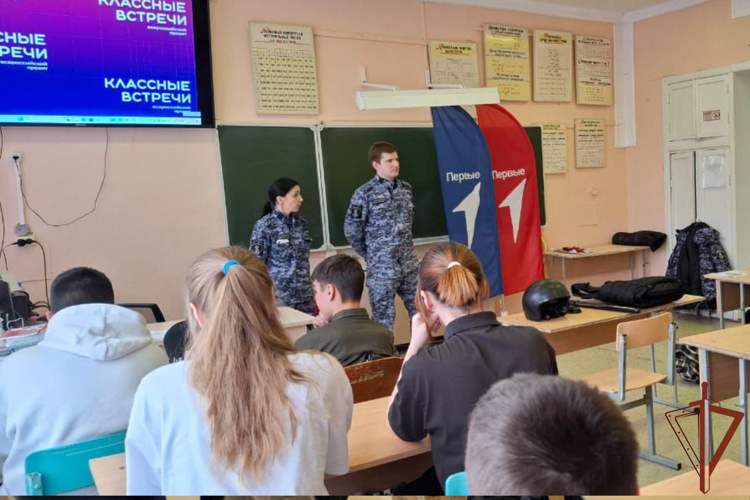 Военнослужащие и сотрудники Уральского округа Росгвардии провели мероприятия в рамках Года защитника Отечества