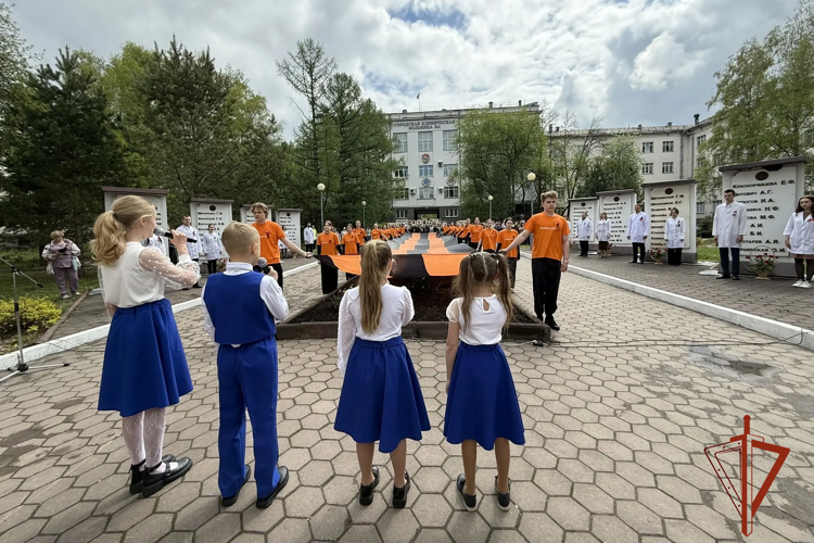 Сотрудники ОМОН Росгвардии поддержали патриотическую акцию «Эстафета Памяти» (ВИДЕО)