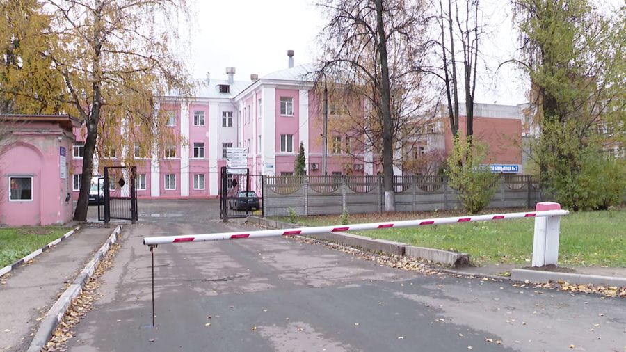В ярославскую больницу №2 приобрели оборудование для реабилитации
