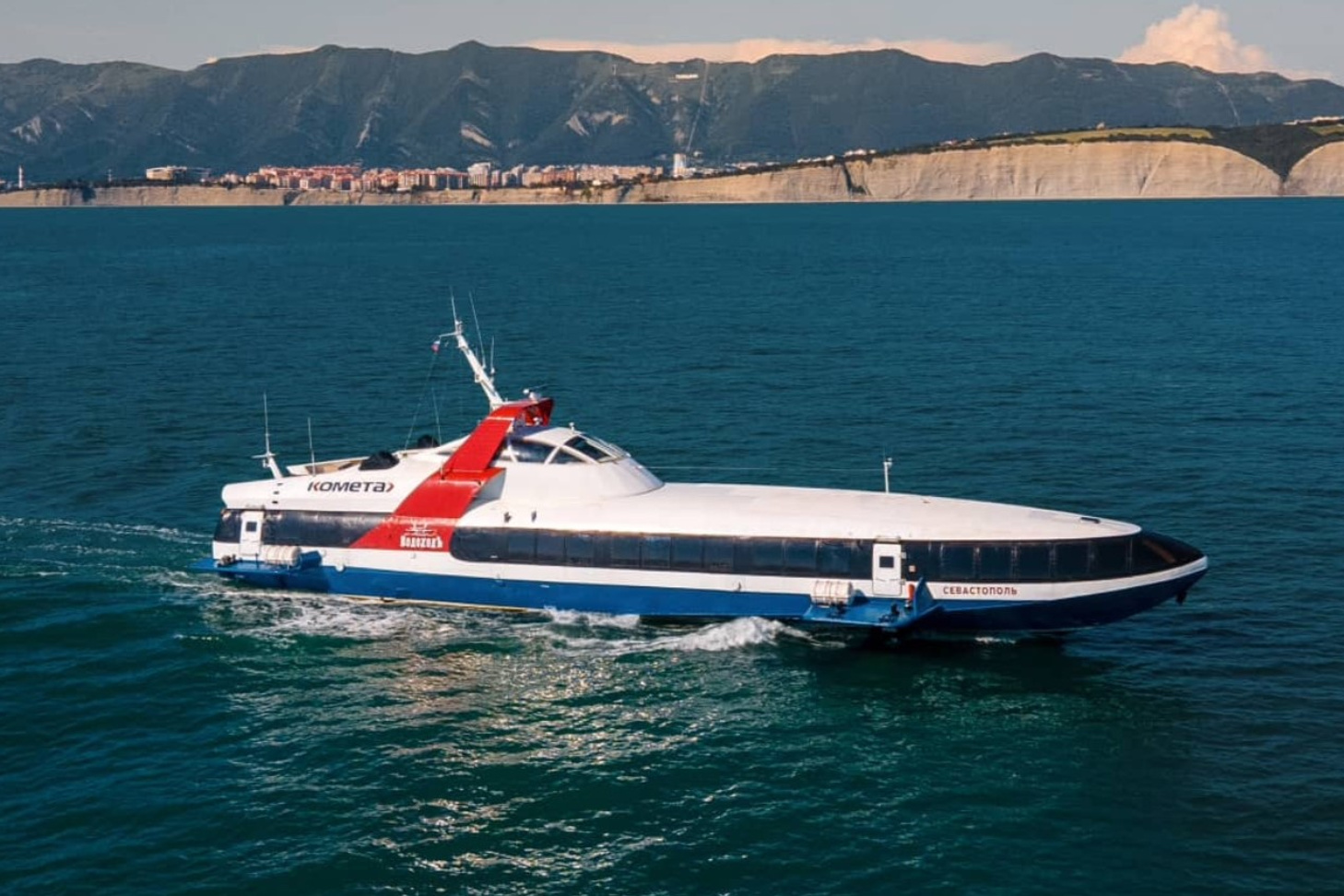 Катамаран грифон сочи. Грифон сочи анапа. Катамаран грифон сочи сухум. Метеор новороссийск сочи. Катер грифон новороссийск сочи.