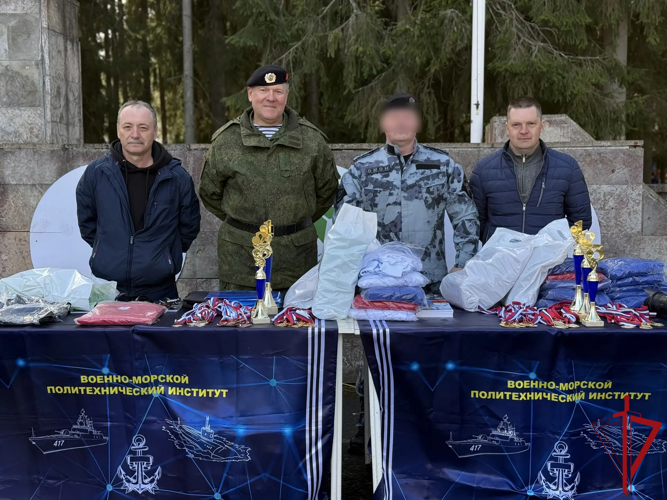 Представитель Росгвардии принял участие в проведении военно-патриотической игры «Зарница» для школьников