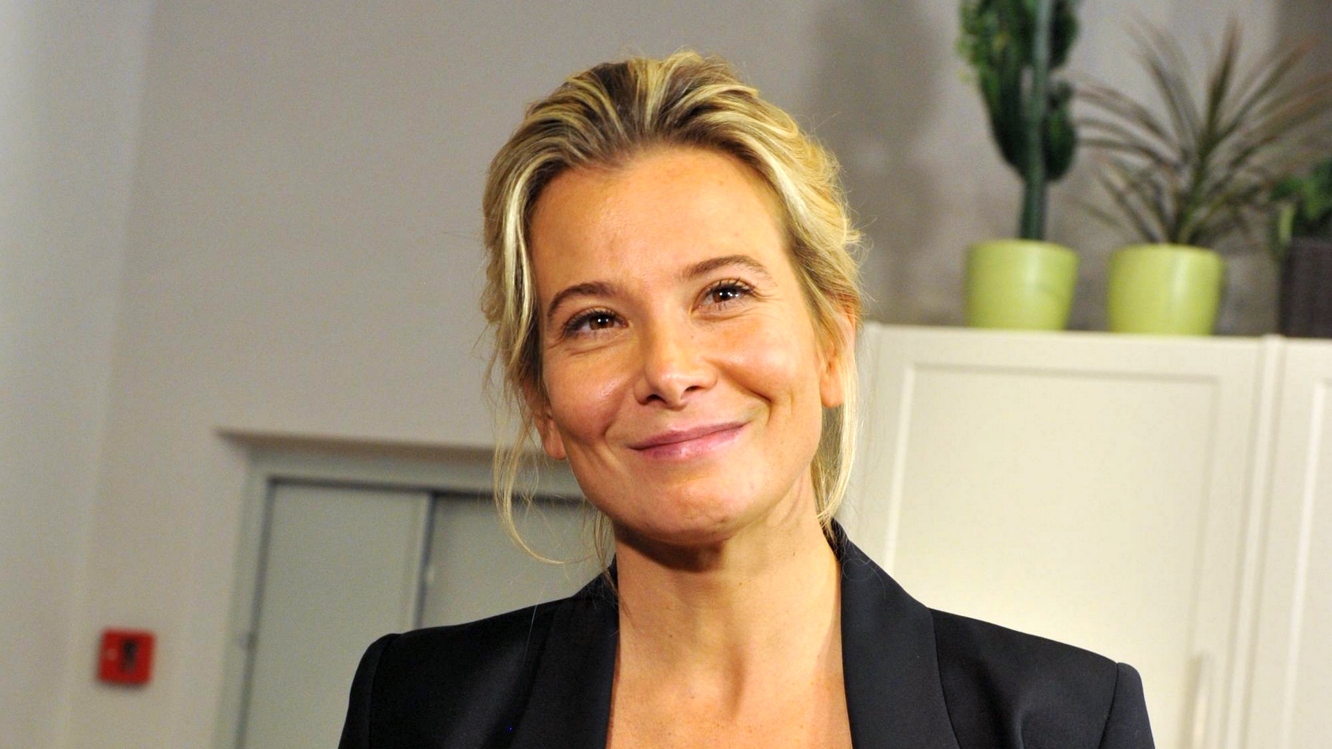 Юля высоцких. Юля высоцких. Юля высоцких. Юля высоцких. Высоцкая 2021.