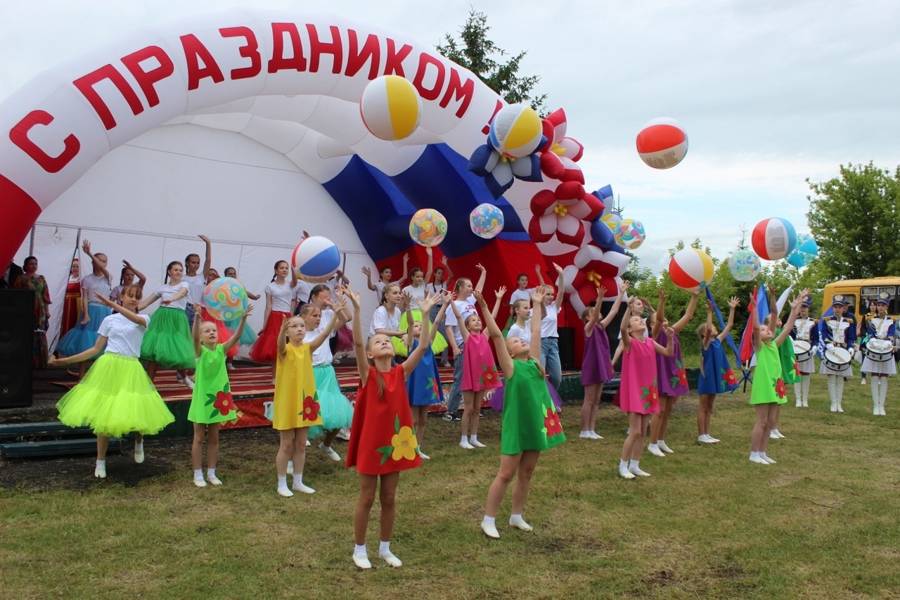 В Порецком муниципальном округе состоялся праздник песни, труда и спорта «Акатуй–2023»