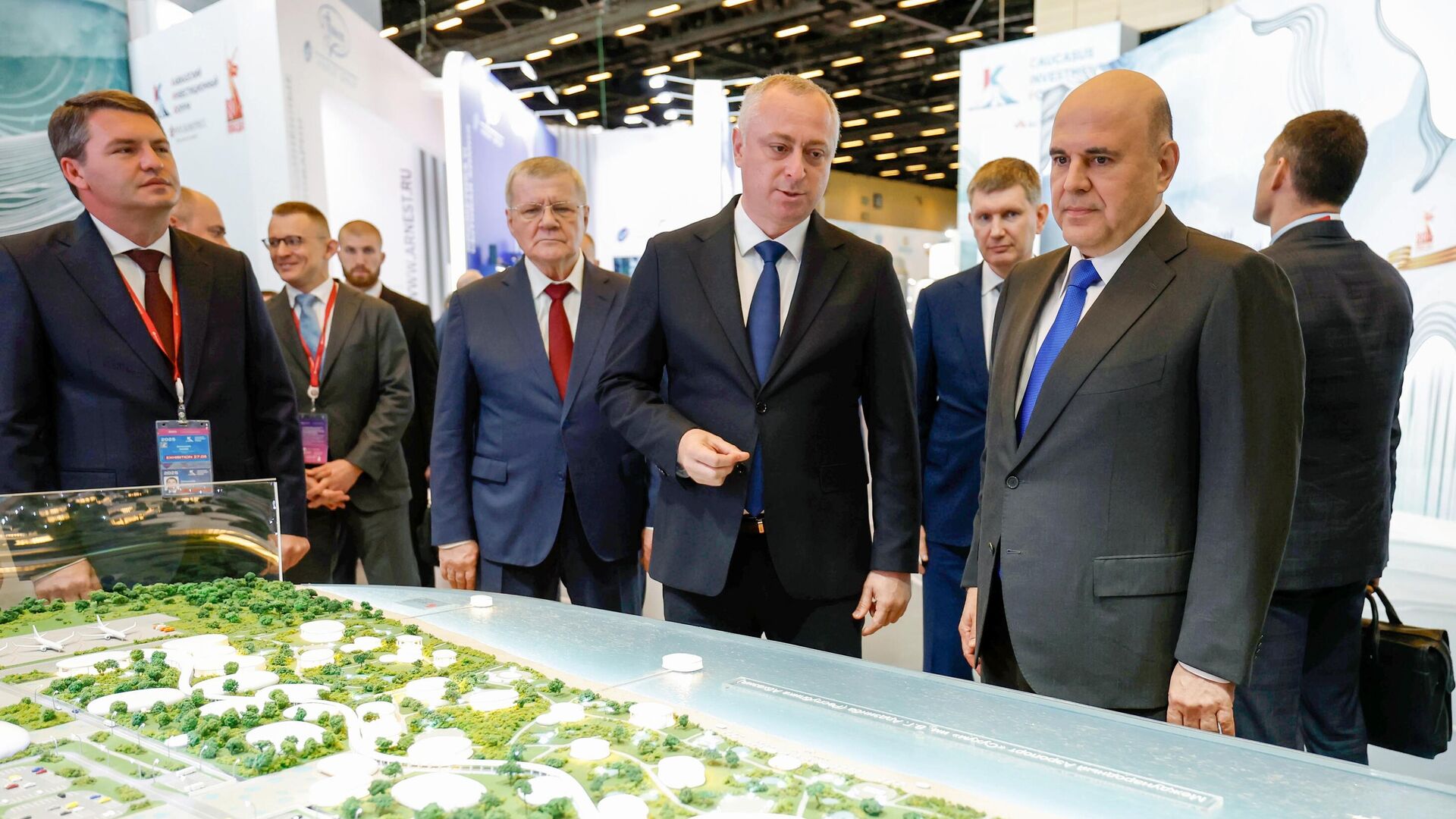 Премьер-министр РФ М. Мишустин принял участие в мероприятиях Кавказского инвестиционного форума - Sputnik Абхазия, 1920, 03.05.2026