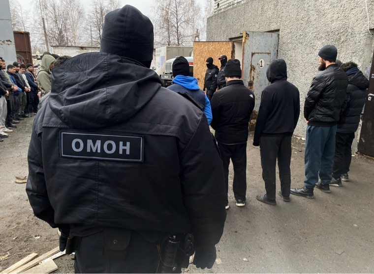 Полиция Челябинской области усилила контроль за деятельностью мигрантов