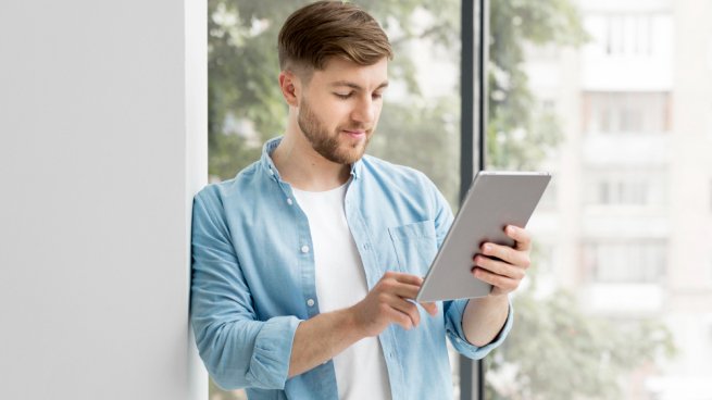 Apple отложила выпуск складного iPad
