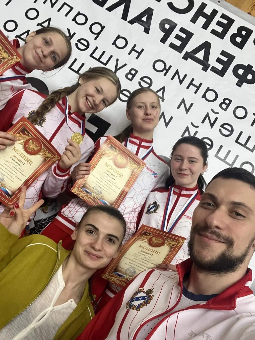 Курские рапиристки выиграли медали на первенстве ЦФО