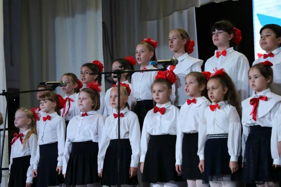 Фестиваль-конкурс Крылатый ветер проходит в Севастополе 