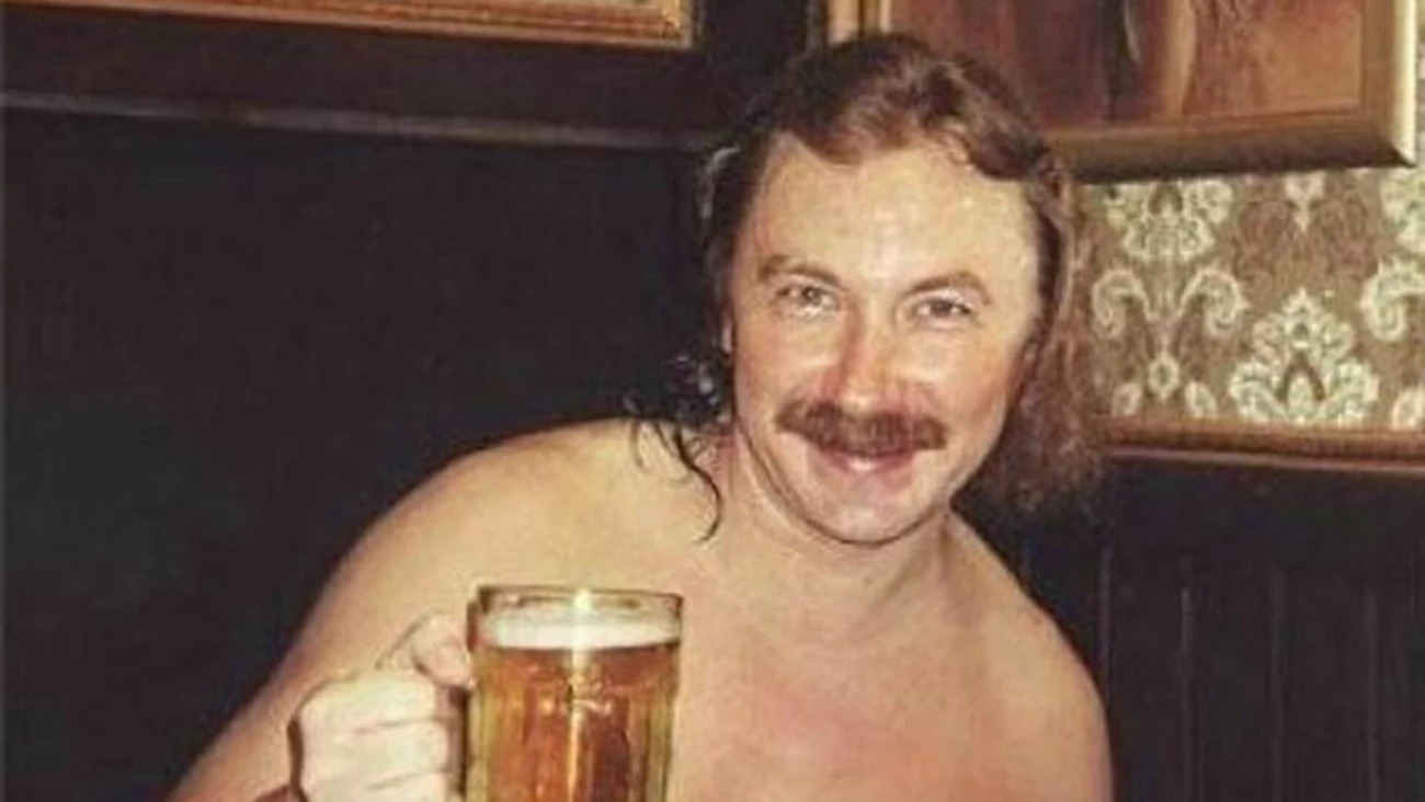 Выпьем за родителей слушать. Давайте выпьем. Выпьем за родителей слушать. Сосо павлиашвили за родителей. Выпьем за любовь.