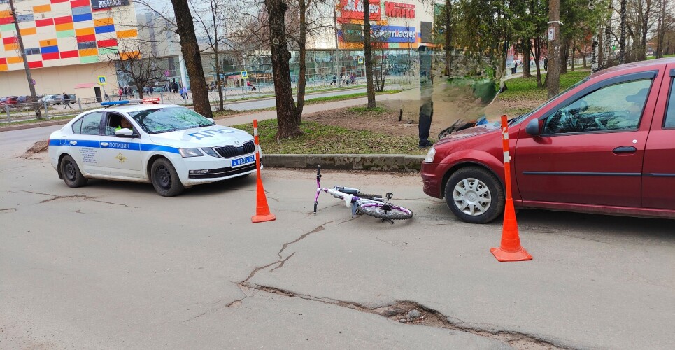 В Новгородской области ищут мотоциклиста, бросившего после ДТП своего травмированного пассажира