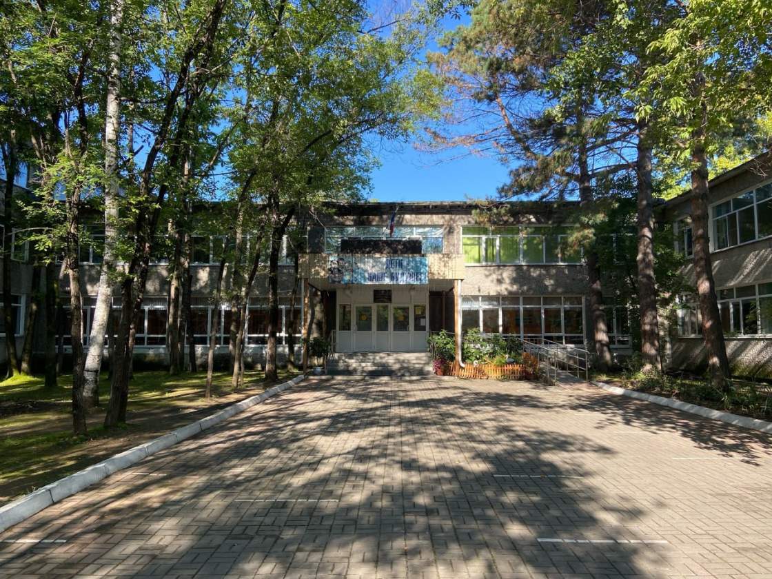 Еще одну школу Индустриального района отремонтируем в следующем году по президентской программе - Сергей Кравчук