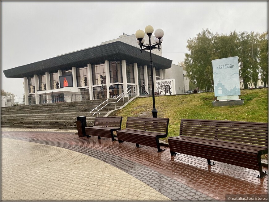 Дождливо-солнечный Владимир. Пешеходная Георгиевская, вишня и смотровые 
