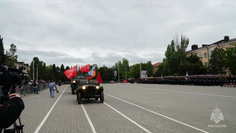 В Каспийске прошла торжественная церемония открытия акции «Знамя Победы»