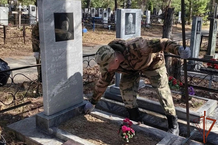Мемориалы защитников Отечества в рамках акции «На страже памяти» благоустроили на Урале