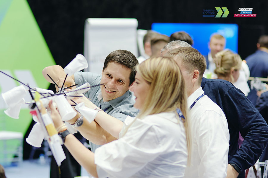 Владимир Путин: Главное преимущество человека перед ИИ — умение работать в команде