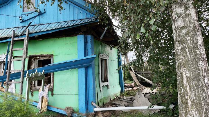 Новосибирские следователи начали проверку взрыва в частном доме с пострадавшей