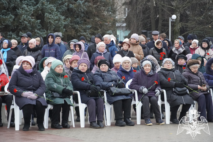 Росгвардейцы приняли участие в мероприятиях, посвящённых Дню Неизвестного Солдата, в Костроме