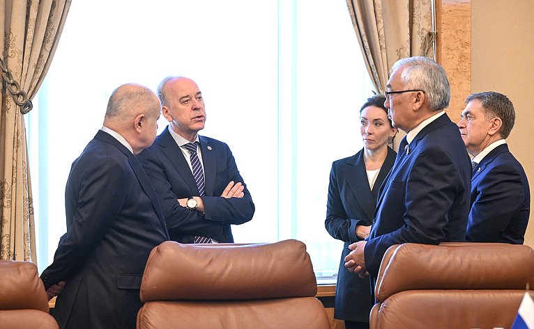 Встреча сенаторов с Раисом Республики Татарстан Рустамом Миннихановым