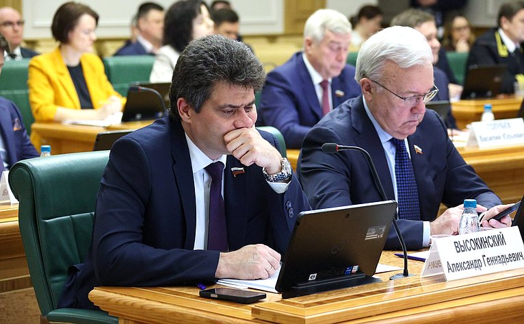 Заседание Комитета Совета Федерации по федеративному устройству, региональной политике, местному самоуправлению и делам Севера