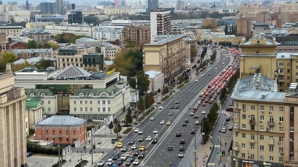 Москвичей предупредили о вечерних пробках на МКАД, ТТК и в центре