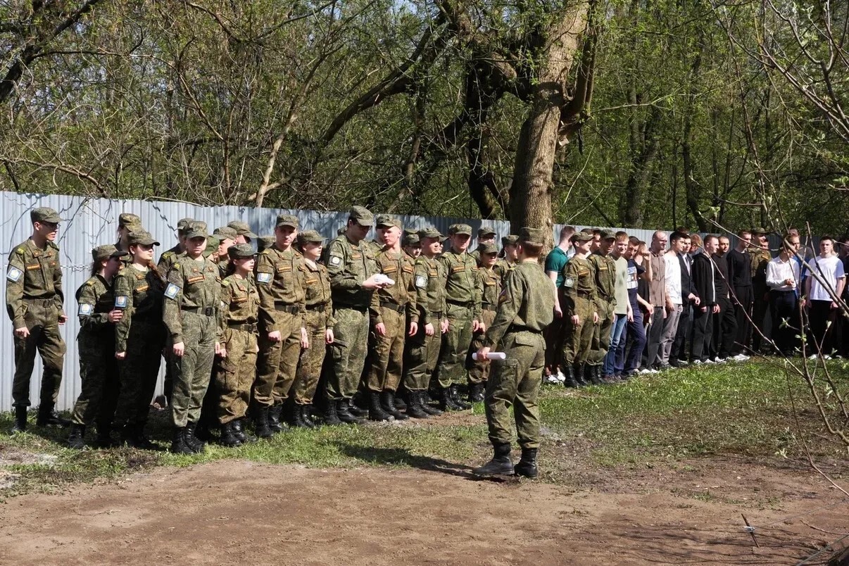 Аллея выпускников: начало традиции