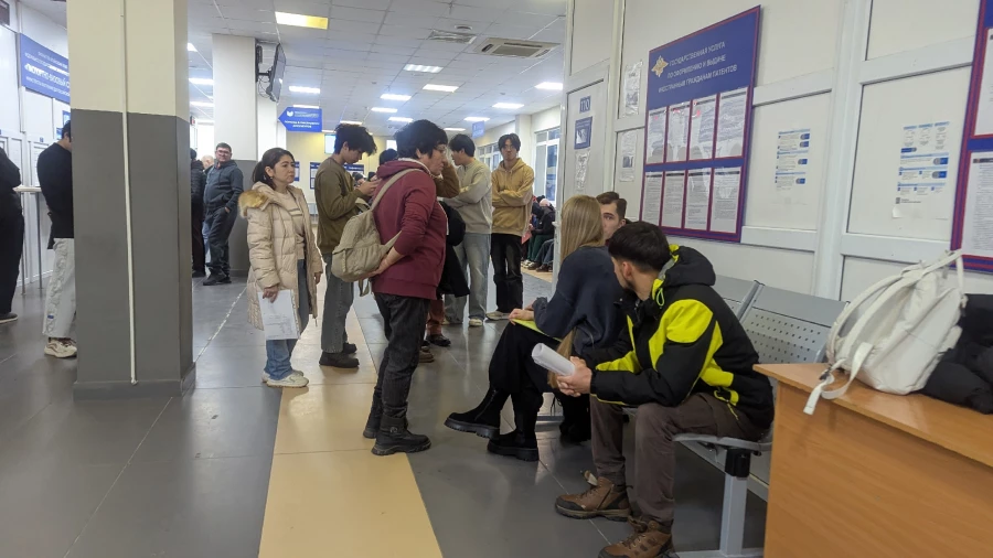 Миграционный центр. Шевченко 170