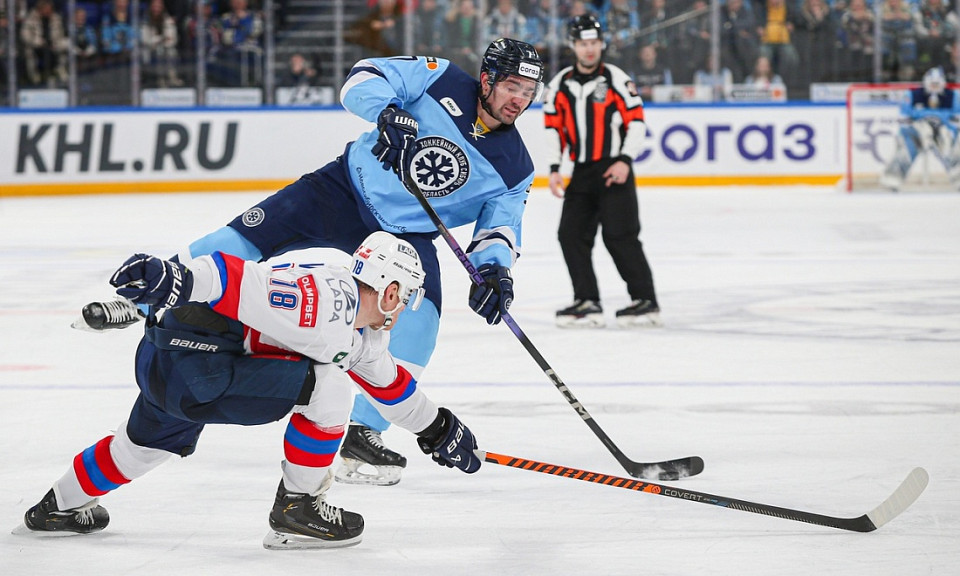 В Новосибирске хоккеисты «Сибири» подарили болельщикам победу на прощание