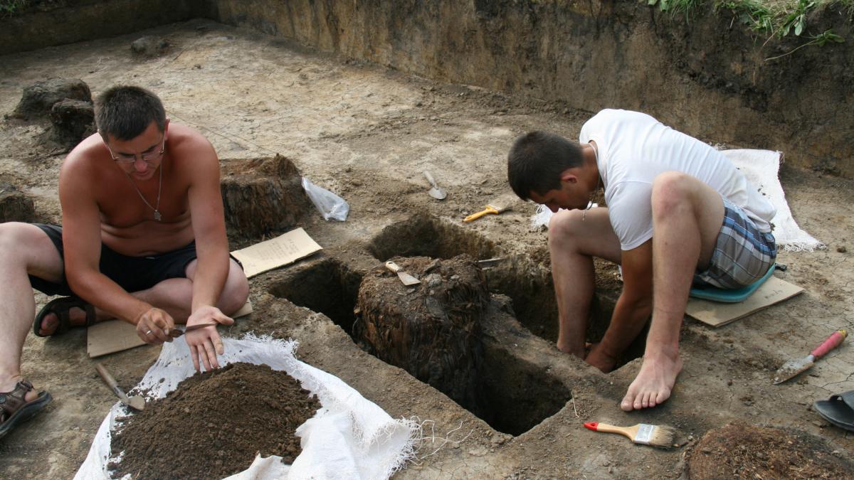 Археологические раскопки на месте Албазинского острога (2014 г.)