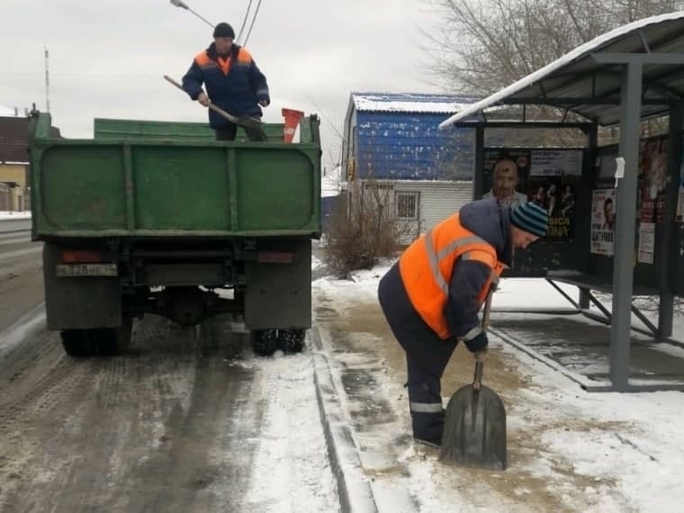 Соль для обработки омских дорог поставят екатеринбуржцы