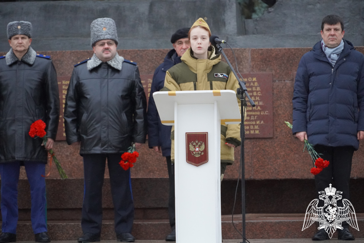 Росгвардейцы приняли участие в мероприятиях, посвящённых Дню Неизвестного Солдата, в Костроме