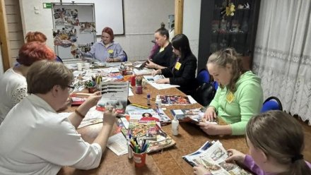 В Сыктывкаре при психологических тренингах для матерей организовали группы детского досуга