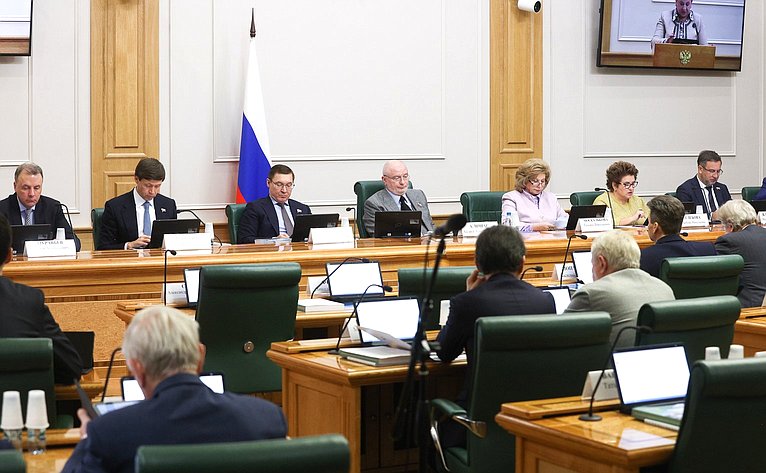 Расширенное заседание Комитета СФ по конституционному законодательству и государственному строительству (в рамках Дней Смоленской области в Совете Федерации)