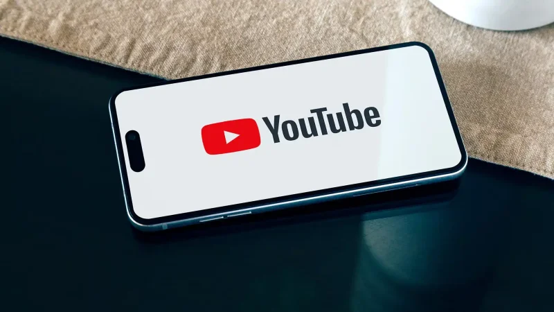 YouTube запустил автоматический аудио перевод на базе ИИ