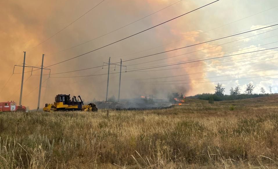 Погода в бакаево оренбургская область. Степной пожар Оренбургская область.