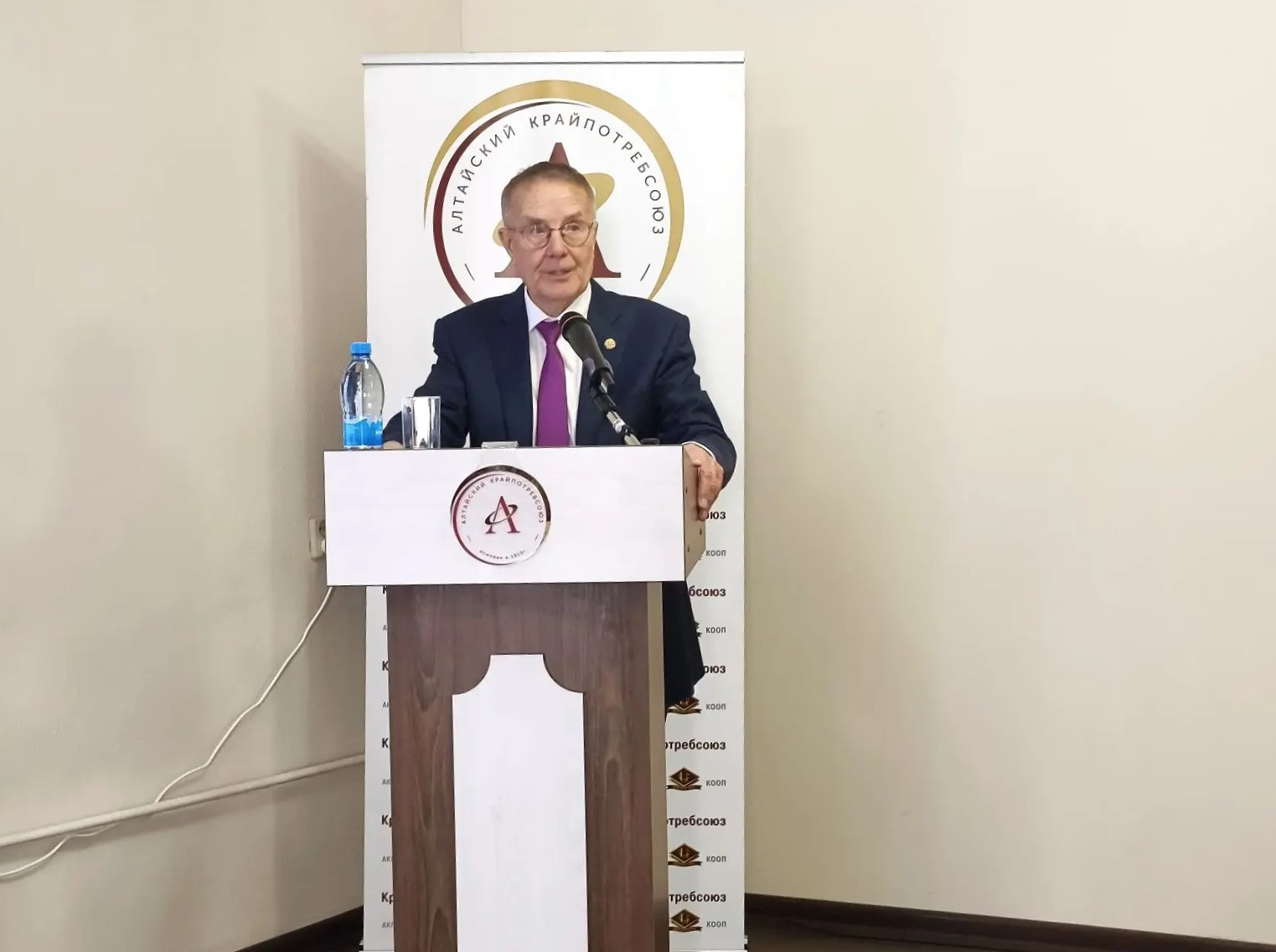 Виктор Красилов, председатель Совета крайпотребсоюза