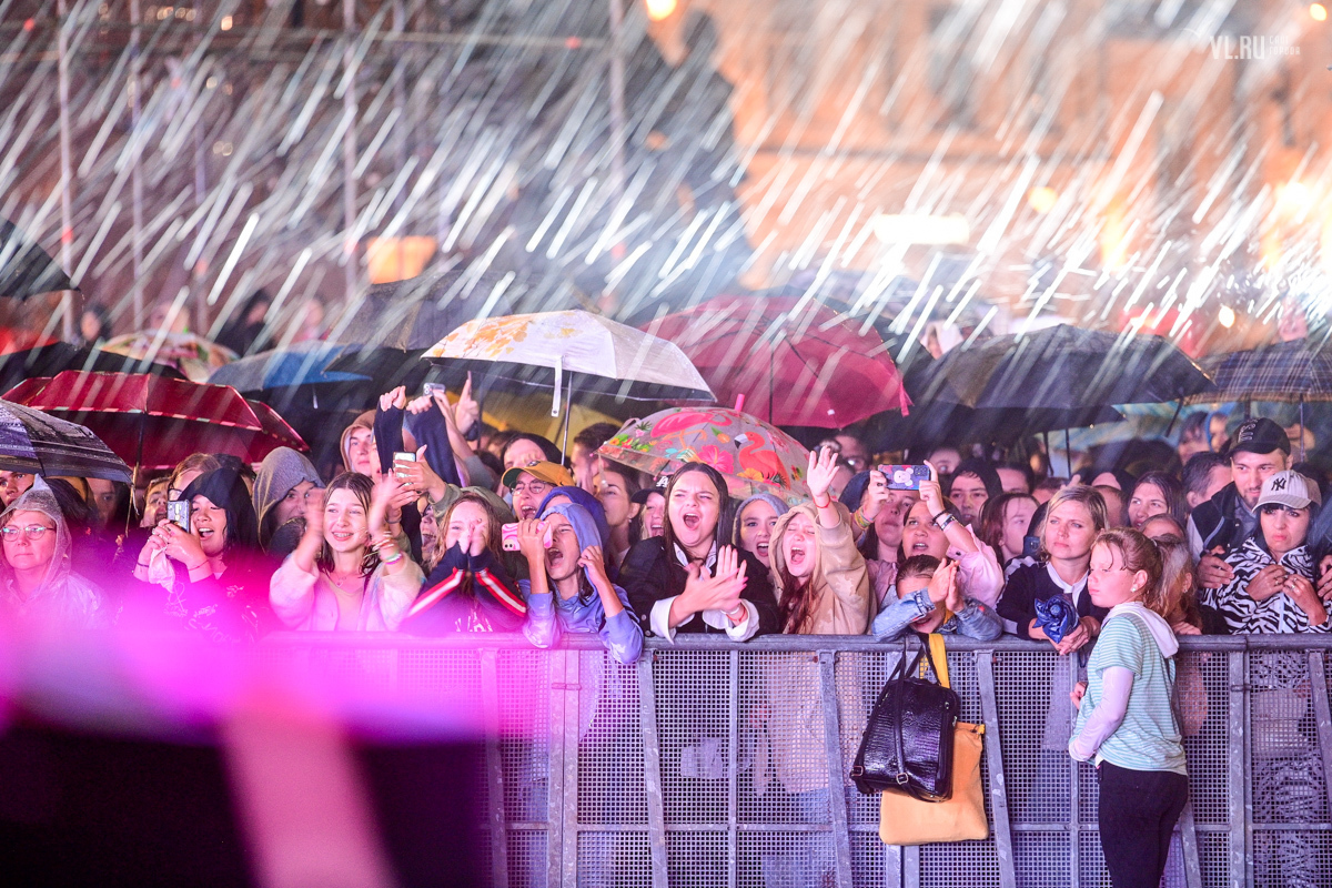 фестиваль золотая черепаха владивосток. клава кока владивостока. клава кока 2022. клава кока концерт во владивостоке. клава кока концерт во владивостоке.