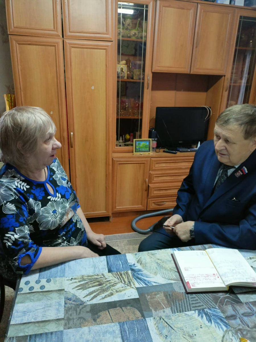 Служба по контракту