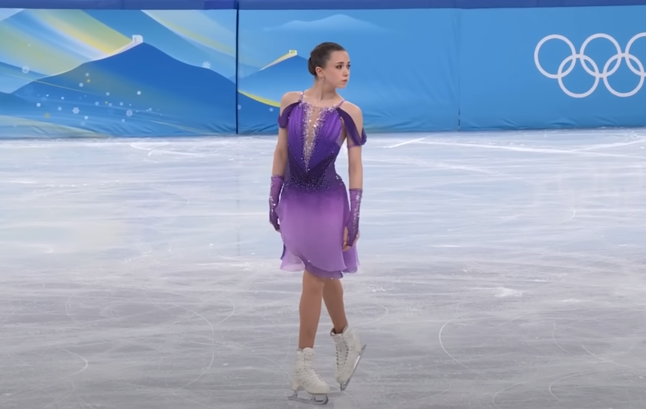 Камила валиева 2022. Камила валиева 2018. Фигуристка камила валиева допинг. Валиева на открытии игр будущего. Валиева на открытии игр будущего.