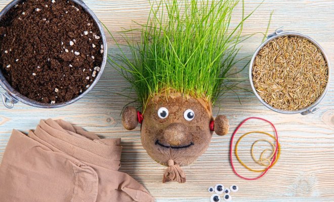 Фото: shutterstock.com / FotoHelin: Что сделать из старых капроновых колгот