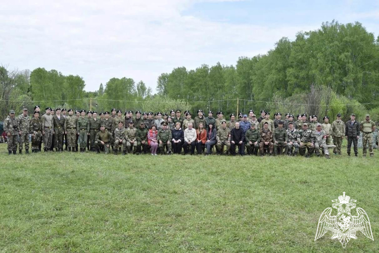 В Каратузском районе сотрудники Росгвардии провели военно-полевые сборы со школьниками