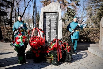 Обращение Главы КЧР Рашида Темрезова в День памяти о россиянах, исполнявших служебный долг за пределами Отечества