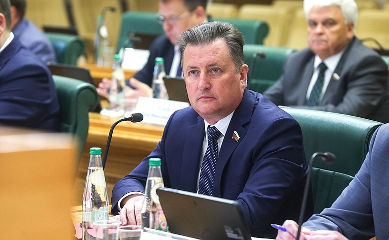 Евгений Богомазов