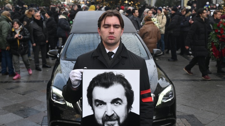 В Москве похоронили актера Игоря Золотовицкого