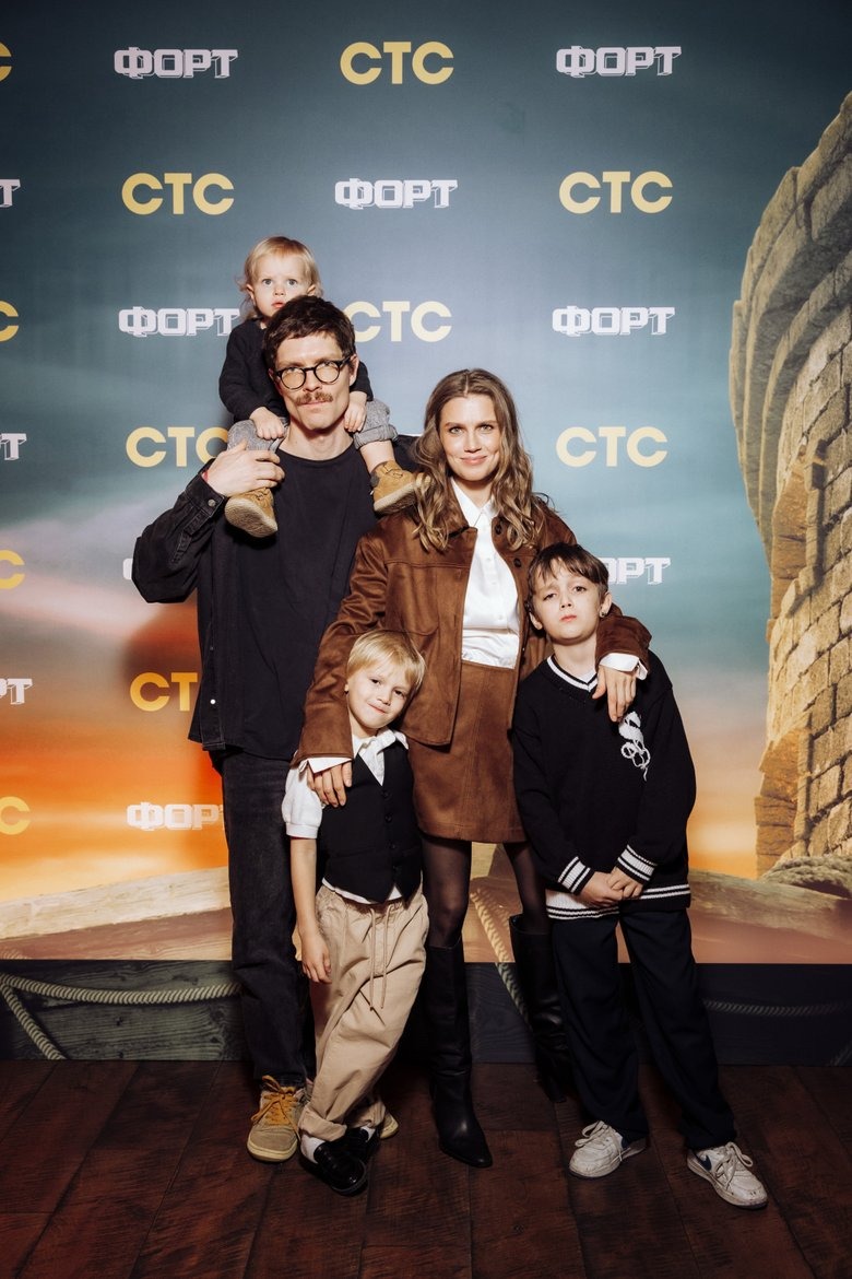 Жизнь после: Агата Муцениеце, Надежда Михалкова и другие звёзды, открыто говорившие о постродовой депрессии