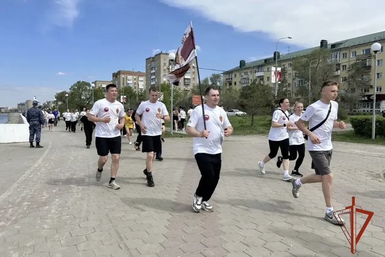 Росгвардейцы приняли участие в патриотической акции «Забег Победы» в Омске