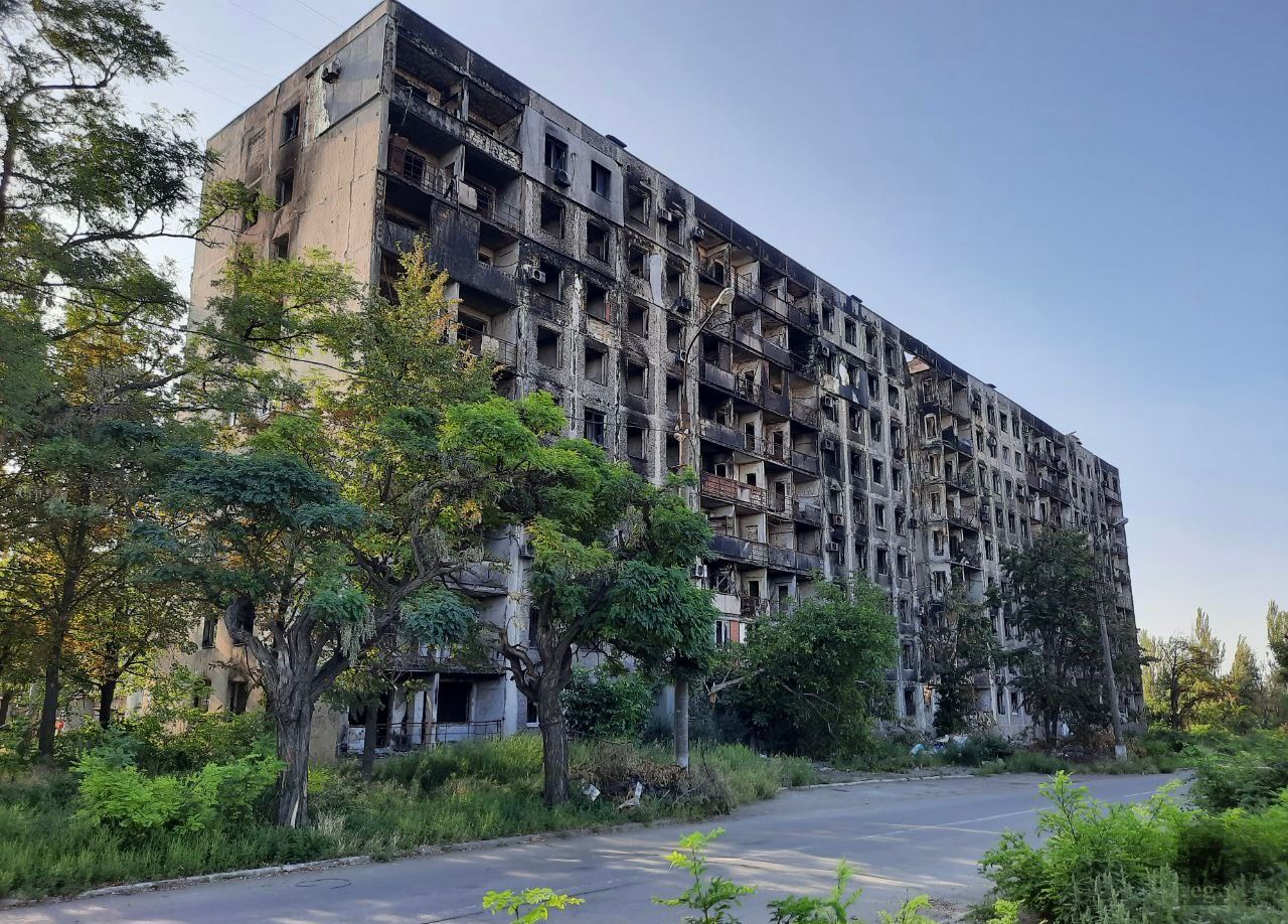 Город мариуполь сейчас. Мариуполь фото. Мариуполь сейчас постройки. Мариуполь центр 2022. Мариуполь безопасно ли.